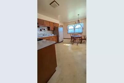 1233 Commercial Street, Sycamore, IL 60178 - Photo 5