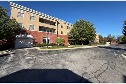 59 Old Frankfort Way #213, Frankfort, IL 60423 - Photo 3