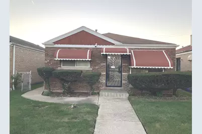 9736 S Emerald Avenue, Chicago, IL 60628 - Photo 1