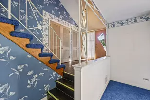 2720 Appletree Ln, Northbrook, IL 60062 - Photo 5