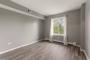 10851 S Keating Ave, Oak Lawn, IL 60453 - Photo 7