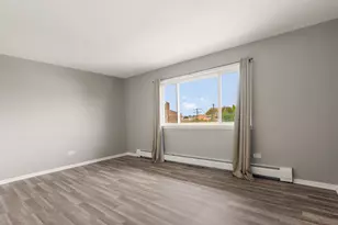 10851 S Keating Ave, Oak Lawn, IL 60453 - Photo 9