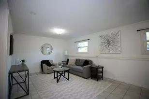 706 Golfview Terrace, Buffalo Grove, IL 60089 - Photo 7