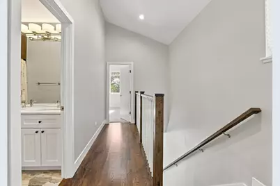 5200 W Eddy Street, Chicago, IL 60641 - Photo 25