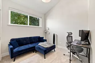 5200 W Eddy St, Chicago, IL 60641 - Photo 33