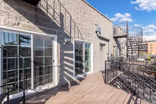 1517 N Ashland Ave, Chicago, IL 60622 - Photo 25