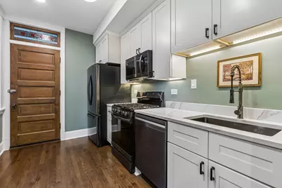 2319 N Commonwealth Avenue #2W, Chicago, IL 60614 - Photo 11