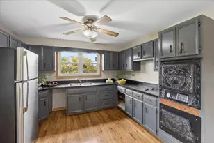 16724 W 127th St, Lemont, IL 60439 - Photo 9