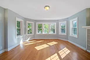 7822 S Kingston Ave, Chicago, IL 60649 - Photo 5