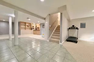 110 Pembroke Cir, Lake Bluff, IL 60044 - Photo 37