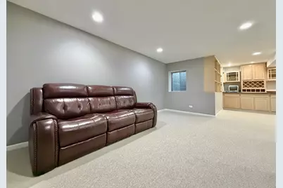 110 Pembroke Circle, Lake Bluff, IL 60044 - Photo 41