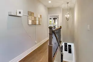 4607 S Calumet Ave, Chicago, IL 60653 - Photo 17