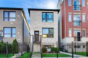 4607 S Calumet Ave, Chicago, IL 60653 - Photo 1