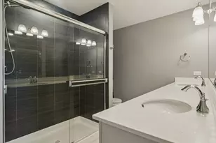 40 S Highland Ave, Arlington Heights, IL 60005 - Photo 15