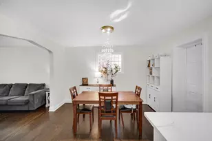 8755 S Merrill Ave, Chicago, IL 60617 - Photo 9