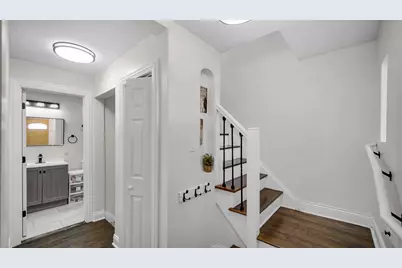 8755 S Merrill Avenue, Chicago, IL 60617 - Photo 3