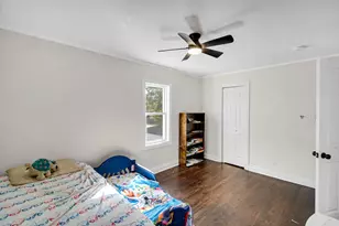 8755 S Merrill Ave, Chicago, IL 60617 - Photo 25