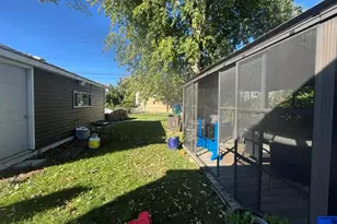 2424 S 13th Ave, Broadview, IL 60155 - Photo 21
