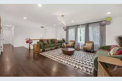 1135 Crestwood Drive, Northbrook, IL 60062 - Photo 5