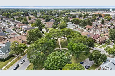 6858 Riverside Drive, Berwyn, IL 60402 - Photo 43