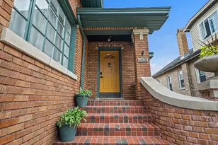 6858 Riverside Dr, Berwyn, IL 60402 - Photo 3