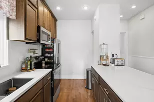 6858 Riverside Dr, Berwyn, IL 60402 - Photo 15