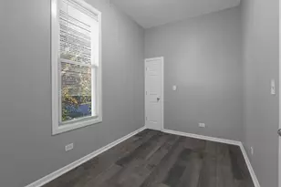 2248 S Kolin Ave, Chicago, IL 60623 - Photo 23