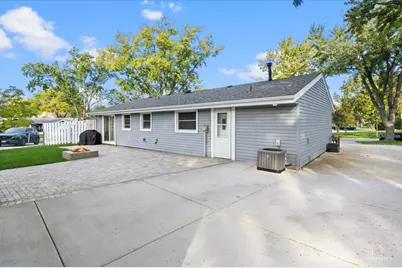 1831 Wedgewood Lane, Schaumburg, IL 60193 - Photo 29