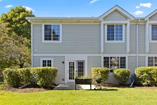 31605 Kline Cir, Warrenville, IL 60555 - Photo 25