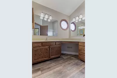 279 University Lane, Elk Grove Village, IL 60007 - Photo 17