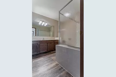 279 University Lane, Elk Grove Village, IL 60007 - Photo 13