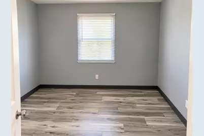345 N Shabbona Street #1E, Coal City, IL 60416 - Photo 5