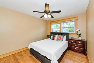 1916 N Spruce Terrace, Arlington Heights, IL 60004 - Photo 17
