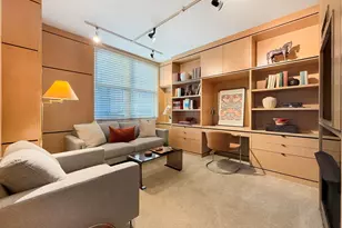 21 W Chestnut St, Chicago, IL 60610 - Photo 15