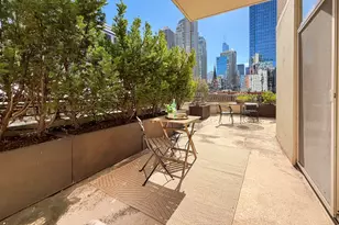 21 W Chestnut St, Chicago, IL 60610 - Photo 23
