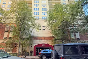 21 W Chestnut St, Chicago, IL 60610 - Photo 33