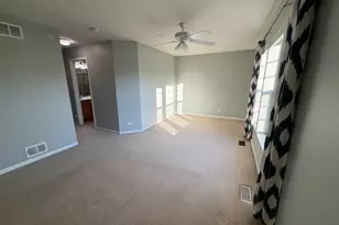 924 Elizabeth Dr, Streamwood, IL 60107 - Photo 21
