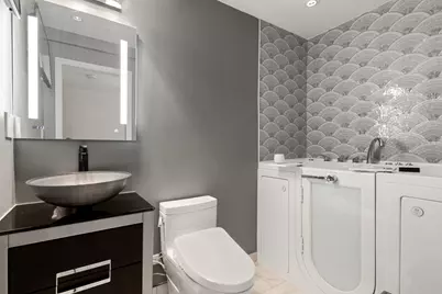 3180 N Lake Shore Drive #17F, Chicago, IL 60657 - Photo 27