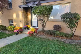 3519 Maple Ave, Brookfield, IL 60513 - Photo 1