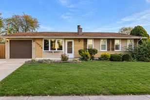 19439 Beechnut Dr, Mokena, IL 60448 - Photo 1