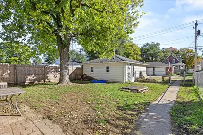 209 Iowa Avenue, Streator, IL 61364 - Photo 27