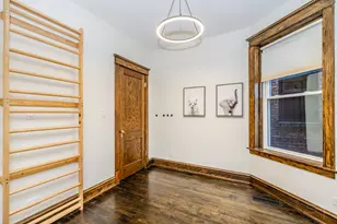 1633 W Winona St, Chicago, IL 60640 - Photo 9