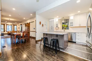 1633 W Winona St, Chicago, IL 60640 - Photo 13