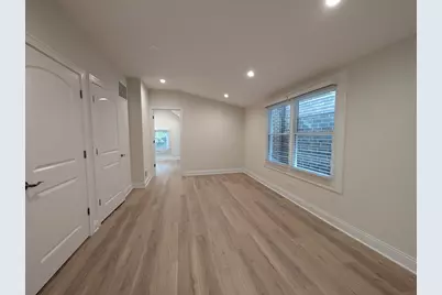 2627 N Mildred Avenue #Duplex, Chicago, IL 60614 - Photo 11