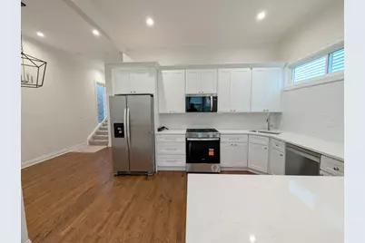 2627 N Mildred Avenue #Duplex, Chicago, IL 60614 - Photo 3