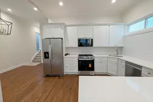 2627 N Mildred Ave, Chicago, IL 60614 - Photo 3
