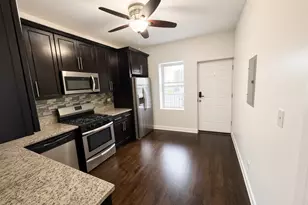 1059 N Central Park Ave, Chicago, IL 60651 - Photo 15