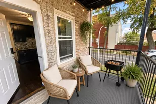 1059 N Central Park Ave, Chicago, IL 60651 - Photo 9