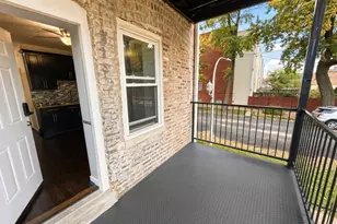 1059 N Central Park Ave, Chicago, IL 60651 - Photo 25