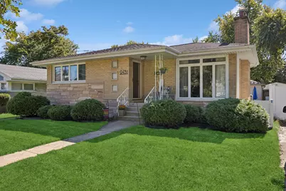 9431 Congress Park Avenue, Brookfield, IL 60513 - Photo 1
